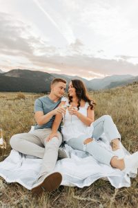 Summer-engagement-session-at-Rocky-Mountain-National-Park-with-Alicia-D'Elia-Photography-a-Colorado-Wedding-Photographer