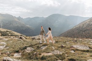 Summer-engagement-session-at-Rocky-Mountain-National-Park-with-Alicia-D'Elia-Photography-a-Colorado-Wedding-Photographer