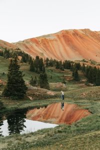 Summer-engagement-session-in-Ouray-Colorado-by-Alicia-D'Elia-Photography-a-Colorado-Wedding-Photographer