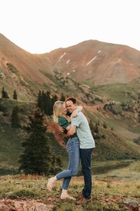 Summer-engagement-session-in-Ouray-Colorado-by-Alicia-D'Elia-Photography-a-Colorado-Wedding-Photographer