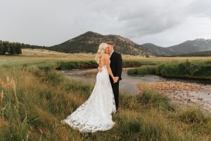 Newlywed-session-at-Rocky-Mountain-National-Park-Colorado-by-Alicia-D'Elia-Photography
