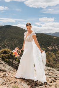 Summer-wedding-at-North-Star-Gatherings-Colorado-by-Alicia-D'Elia-Photography