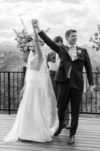 Summer-wedding-at-North-Star-Gatherings-Colorado-by-Alicia-D'Elia-Photography
