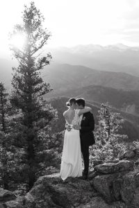 Summer-wedding-at-North-Star-Gatherings-Colorado-by-Alicia-D'Elia-Photography