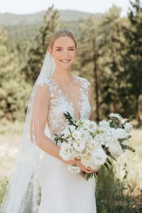 Summer-wedding-at-the-Woodlands-in-Colorado-by-Alicia-D'Elia-Photography