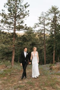 Summer-wedding-at-the-Woodlands-in-Colorado-by-Alicia-D'Elia-Photography