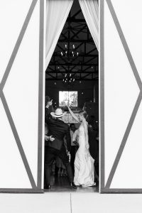 Summer-wedding-at-the-Woodlands-in-Colorado-by-Alicia-D'Elia-Photography
