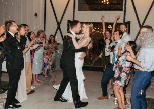 Summer-wedding-at-the-Woodlands-in-Colorado-by-Alicia-D'Elia-Photography