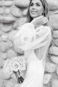 Modern-intimate-wedding-at-The-Surf-Hotel-&-Chateau-in-Buena-Vista,-Colorado-by-Alicia-D'Elia-Photography.-Colorado-wedding-photographer.