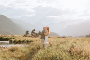 Summer-sunset-engagement-session-at-Rocky-Mountain-National-Park-Colorado-by-Alicia-D'Elia-photography.