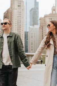 Fun-couples-session-in-downtown-Chicago-by-Alicia-D'Elia-Photography.-Chicago-engagement-photographer.