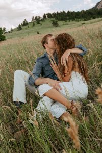 Colorado-couples-photographer,-Alicia-D'Elia-Photography.