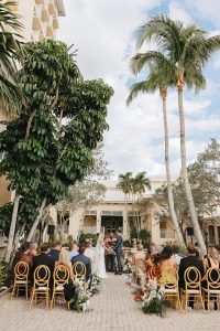 Luxury outdoor Florida wedding in Coconut Point, Florida by Alicia D'Elia Photography.