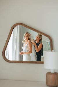 Luxury outdoor Florida wedding in Coconut Point, Florida by Alicia D'Elia Photography.