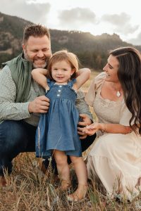 Family session at the Flatirons in Boulder Colorado by Alicia D'Elia Photography.