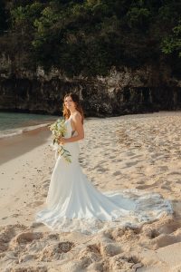 Elopement on the beach in Guam by Alicia D'Elia Photography.