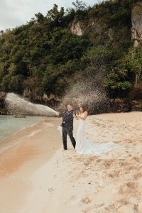 Elopement on the beach in Guam by Alicia D'Elia Photography.