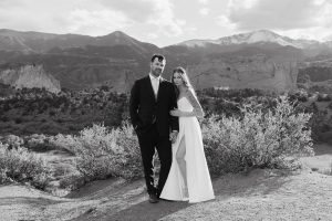 Garden of the Gods elopement photographer - Alicia D'Elia Photography.