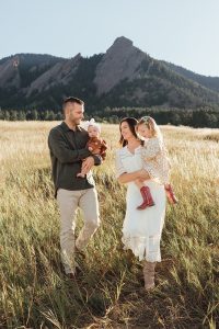 Colorado family photographer specializing in candid moments.